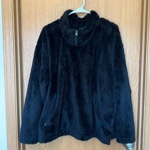 North face fleece sweatshirt